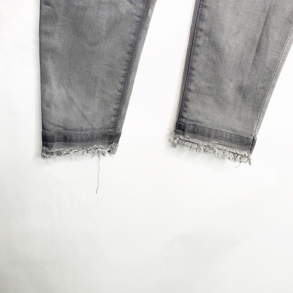 Frame Raw Hem Gray Skinny Jeans (27) - Picture 4 of 13
